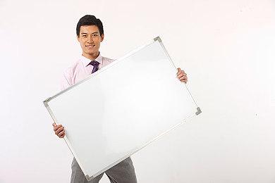 Steam每日特惠：营造管理游戏《火车山谷2》新史低